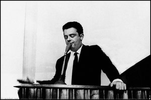 Congressman Márcio Moreira Alves speeches at the Congress’ tribune suggesting a boycott to the September 7th celebrations