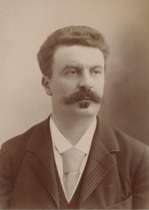 Guy De Maupassant — Félix Nadar