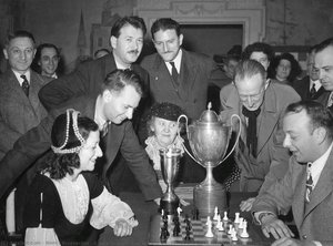 Gisela Gresser And Arnold Denker At The 1944 New York City, New York, — Nancy Krotoschin, Documentary Photography
