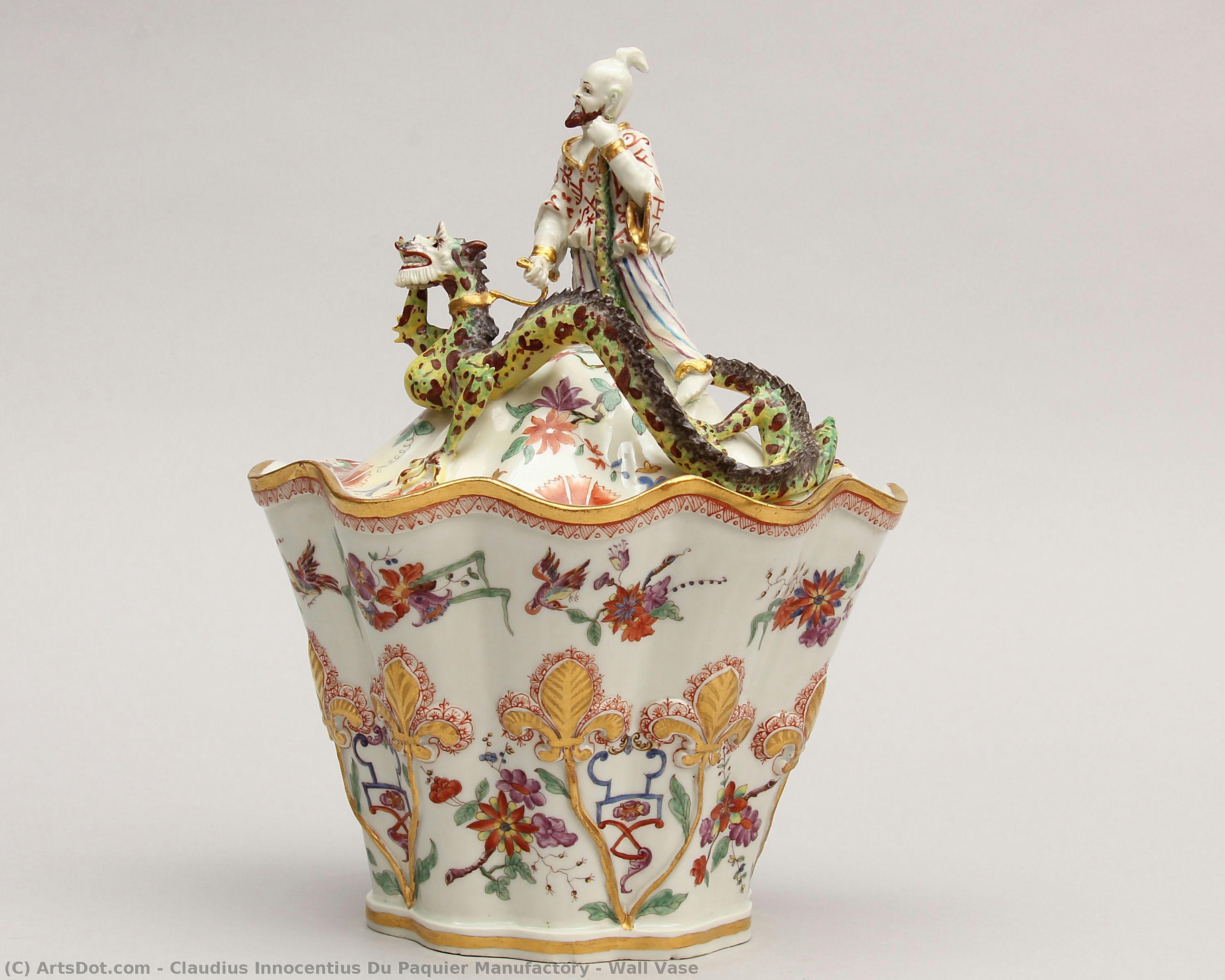 Wall Vase — Claudius Innocentius Du Paquier Manufactory