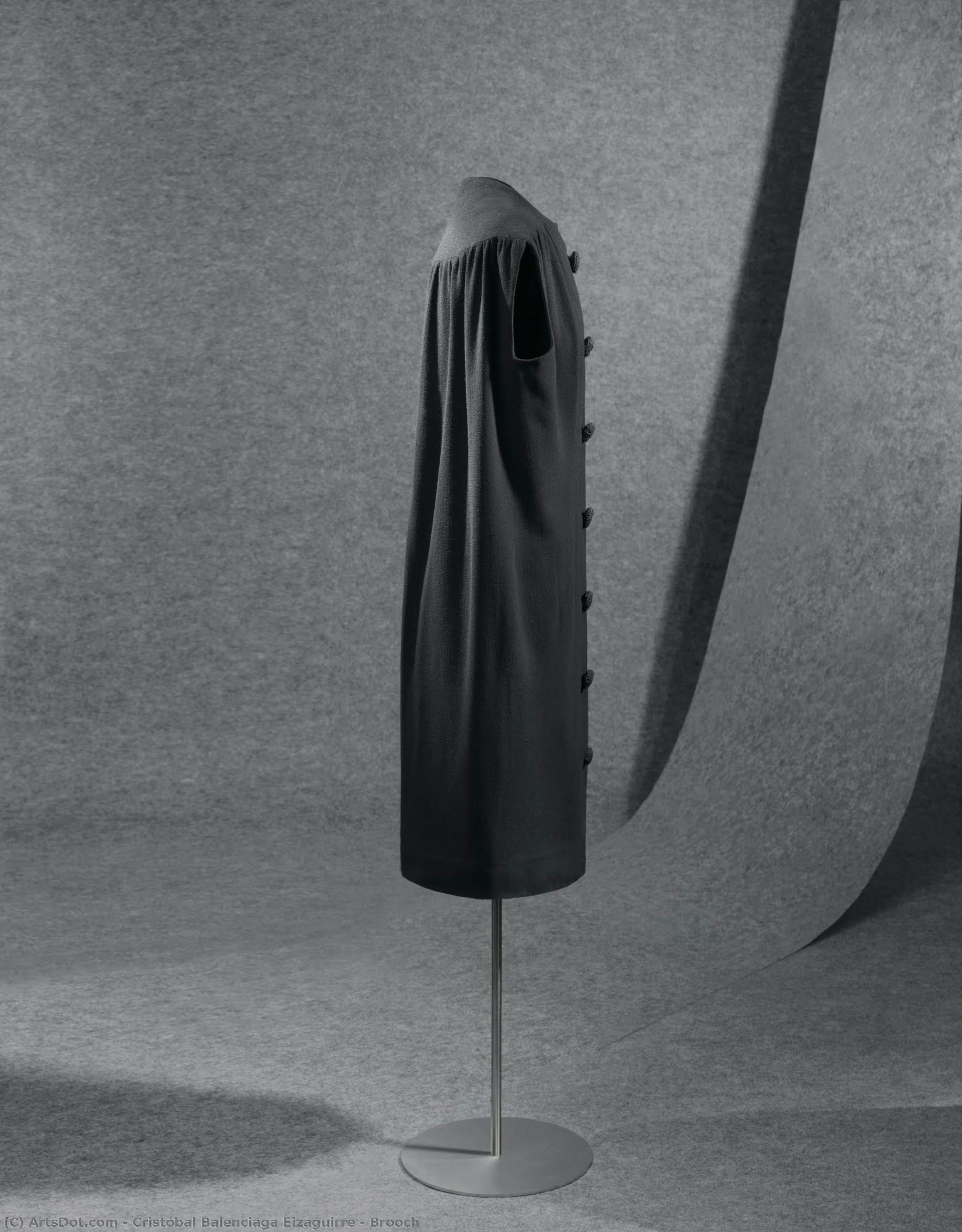 Brooch — Cristóbal Balenciaga Eizaguirre