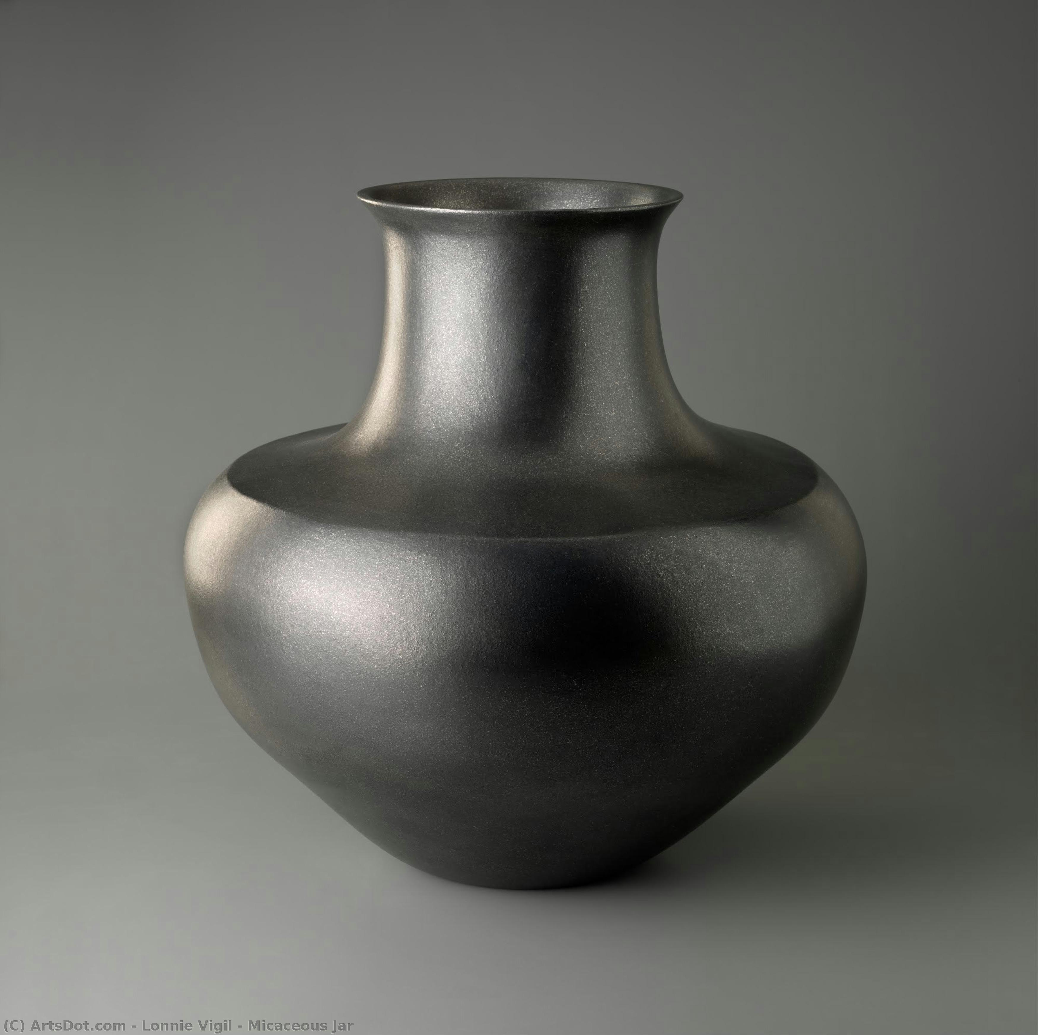 Micaceous Jar — Lonnie Vigil