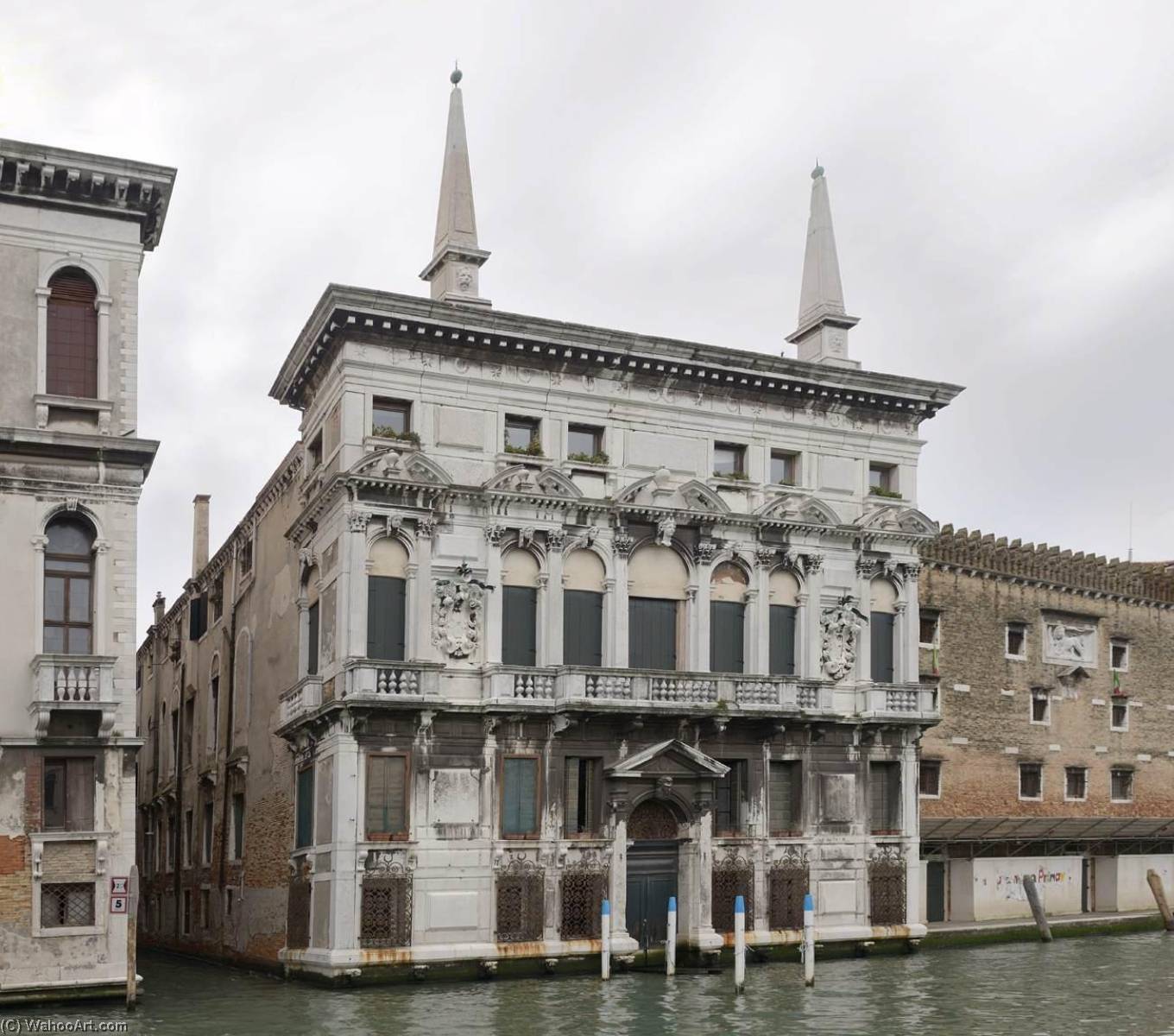 Palazzo Belloni Battagia Façade — Baldassare Longhena