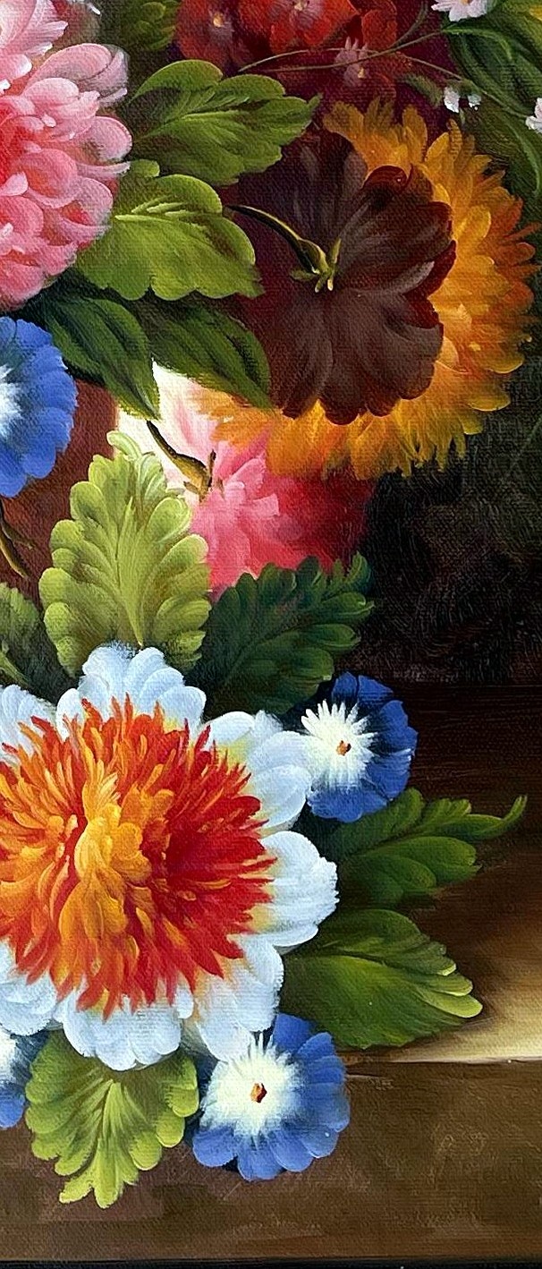 Romantic Floral Bouquet in Golden Vase - detail