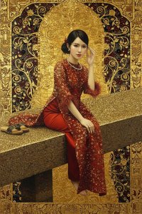 The Crimson Sovereign In Gilded Reverie — Élise Colin, Art Nouveau