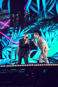 Tito Nieves Y Victor Manuelle — Víctor Manuel Ruiz Velázquez