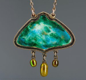 Pendant With Chain — Samu Hibján, Pál Horti