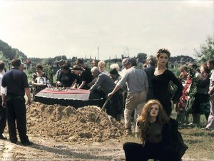 Fashion At The Graveyard — Arsen Savadov