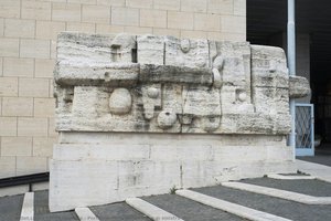 Portabandiera Della Rampa Di Sinistra Dell — Pietro Cascella