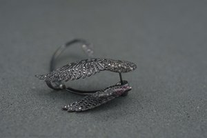 Detail Of The Swan Earcuff — Arman Suciyan