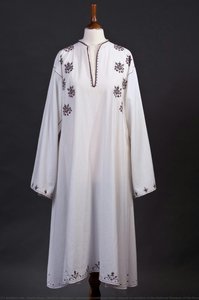 Aievea Collection; \nmuntenia Traditional Shirt;\nbased On Artefact Of The National Museum Of The Romanian Peasant — Maria Visan