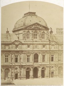 The Palais Du Louvre In Paris, The Square Courtyard, The Clock Pavilion — Jacqueline Bisset And Robert Napper
