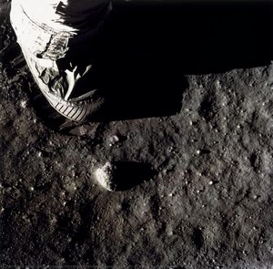 Mission: Apollo-saturn 11: Neil Armstrong — Neil Alden Armstrong