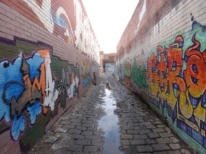 Sunshine Lane Re-paint October 2014 — Shida Kartli