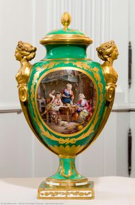 Garniture De Trois — Sèvres Porcelain Factory