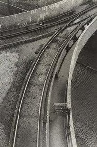 Rails — Germaine Krull