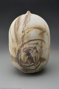 Two Seams — Toshiko Takaezu