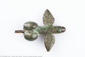 Bronze winged phallic amulet