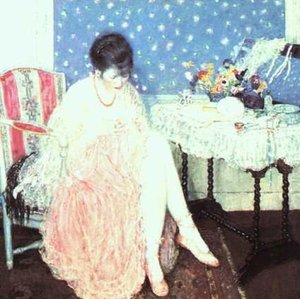 Torn Lingerie — Frederick Carl Frieseke