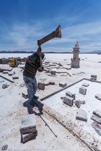 Worker Cutting Salt Bricks — Angelo Chiacchio