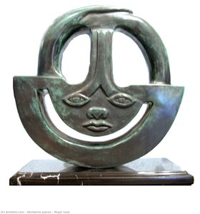 Mujer Luna — Heriberto Juárez