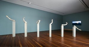 Right Hand — Xiang Jing