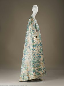 Coat — Cristóbal Balenciaga Eizaguirre, Contemporary Fashion Illustration