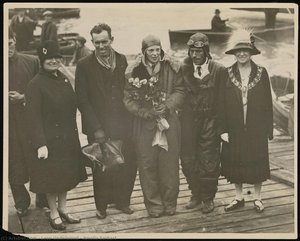 Amelia Earhart — Leon Underwood
