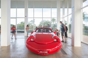 Erwin Wurm: The Body As The House — Erwin Wurm