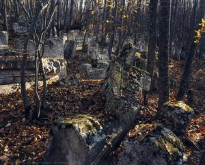 Karaim Cemetery — Arsen Savadov