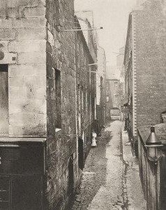 Laigh Kirk Close — Thomas Annan