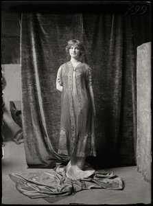 Model Wearing A Delphos Dress And Printed Silk Tunic — Mariano Fortuny, Early 20th Century Photography