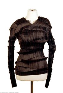 Jumper — Miyake Issei