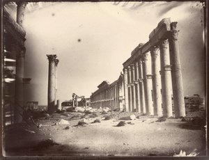 Eastern section of Colonnade Street