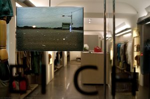 Contemplating Series — Hou I-ting