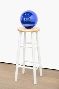Gazing Ball (stool) — Jeff Koons