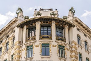 Medallion House in Vienna, Austria