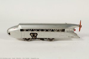 Zeppelin car