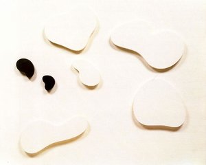 Constellation With Five White And Two Black Shapes, Variation Iii — Jean Arp