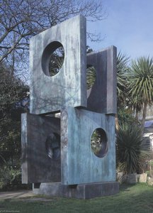 Four Square (walk Through) — Barbara Hepworth