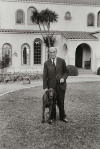 Arnold Schönberg With His Dog Roddie — Hashimoto Kunihiko