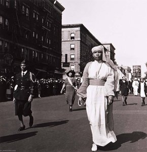 Parade — Aaron Siskind