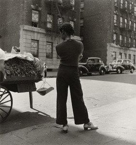 Street Scene I — Aaron Siskind