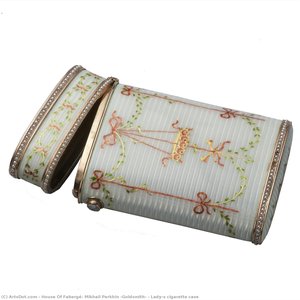 Lady’s Cigarette Case — House Of Fabergé, Mikhail Perkhin (goldsmith)