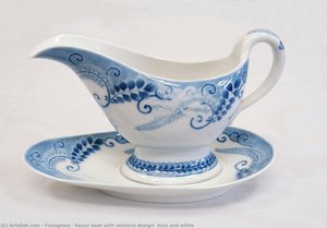 Sauce Boat With Wisteria Design, Blue And White — Fukagawa