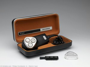 Electric Razor — Philips Vinckboons (ii)