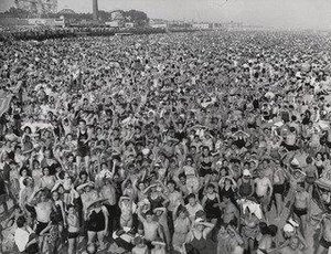 Coney Island — Weegee (arthur Fellig)