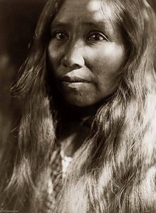 Untitled (aqu479) — Edward Sheriff Curtis