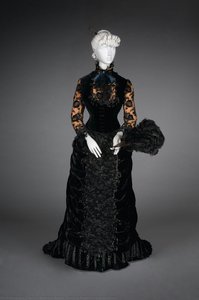 Evening Ensemble\n\nFront View