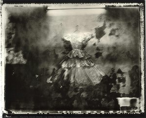 La Robe De Marier — Marielle Sarah Warin (sarah Moon)
